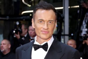 Julian McMahon
